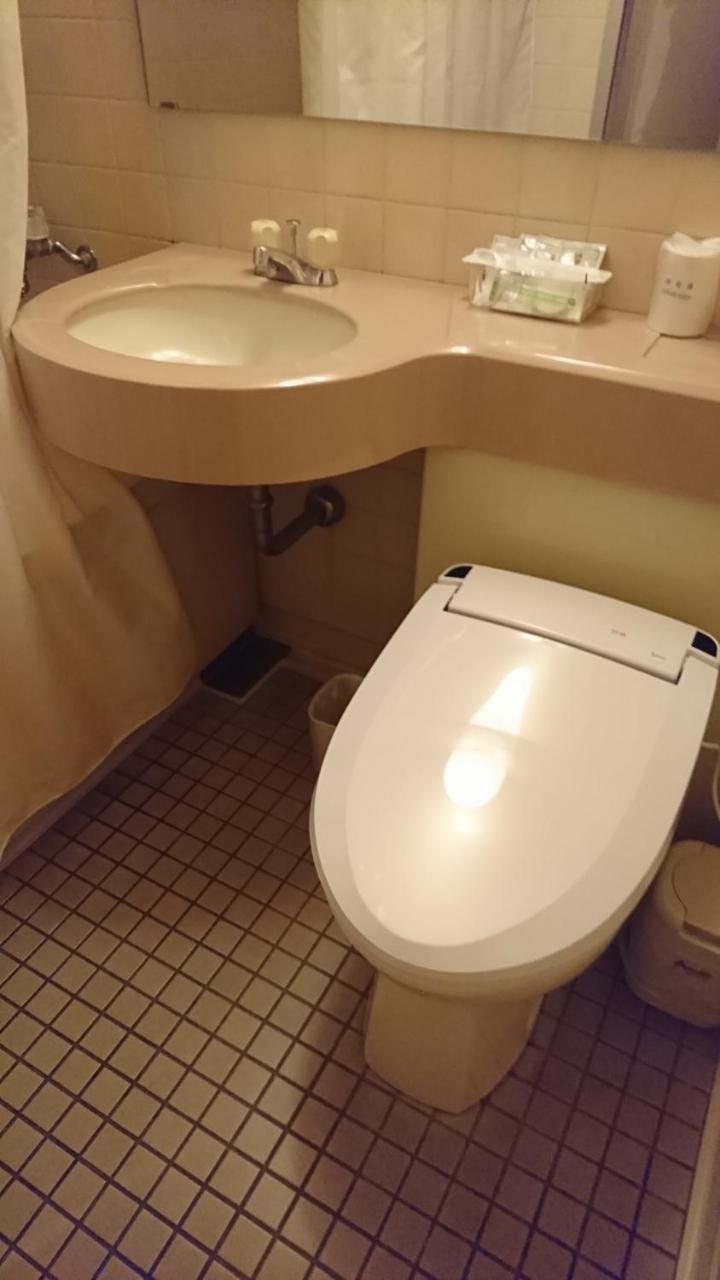 Hotel Itami Buitenkant foto
