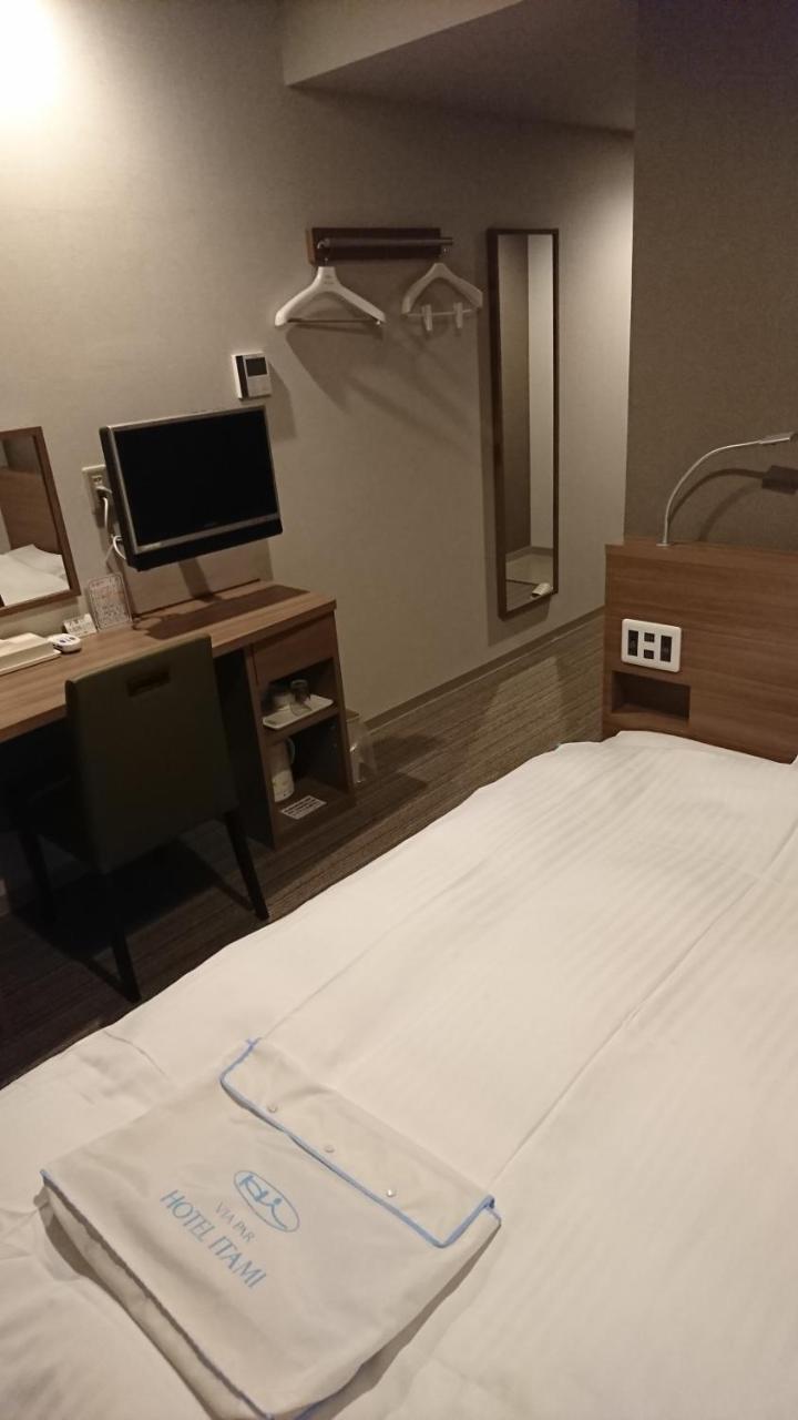 Hotel Itami Buitenkant foto